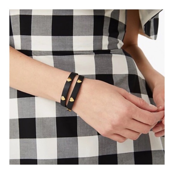 KATE SPADE • Black Heartful Wrap Logo Bracelet - Picture 2 of 4